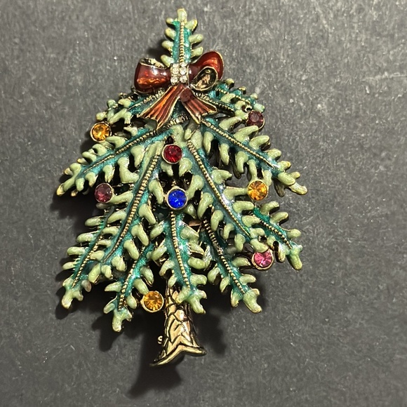Vintage Avon 2004 First Annual Christmas Tree Brooch Pin Enamel Rhinestones Used - Picture 2 of 13
